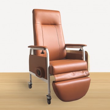 KW-WF Reclining Geriatric Chair (Steel, With Wheels and Footrest)