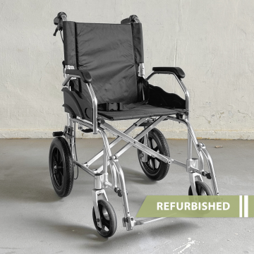 RC-28 Lightweight Wheelchair // Refurbished