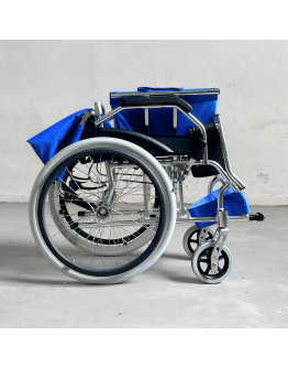 FS863-20 Lightweight Wheelchair // Refurbished