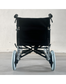 RC-30-br Lightweight Wheelchair // Refurbished 