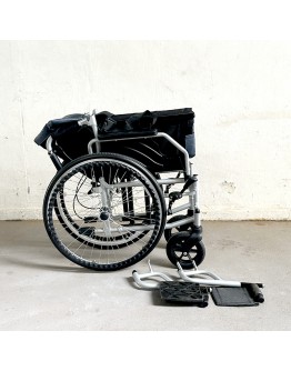 RC - 60 Navy Detachable Wheelchair // Refurbished 