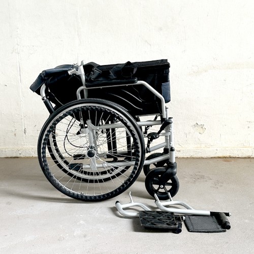 RC - 60 Navy Detachable Wheelchair // Refurbished 