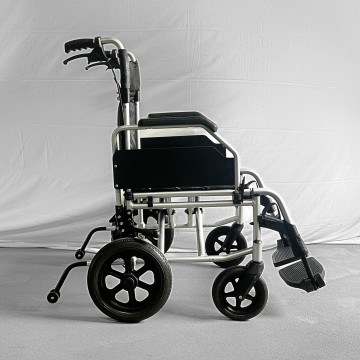 RC - 29 Detachable Wheelchair // Refurbished 
